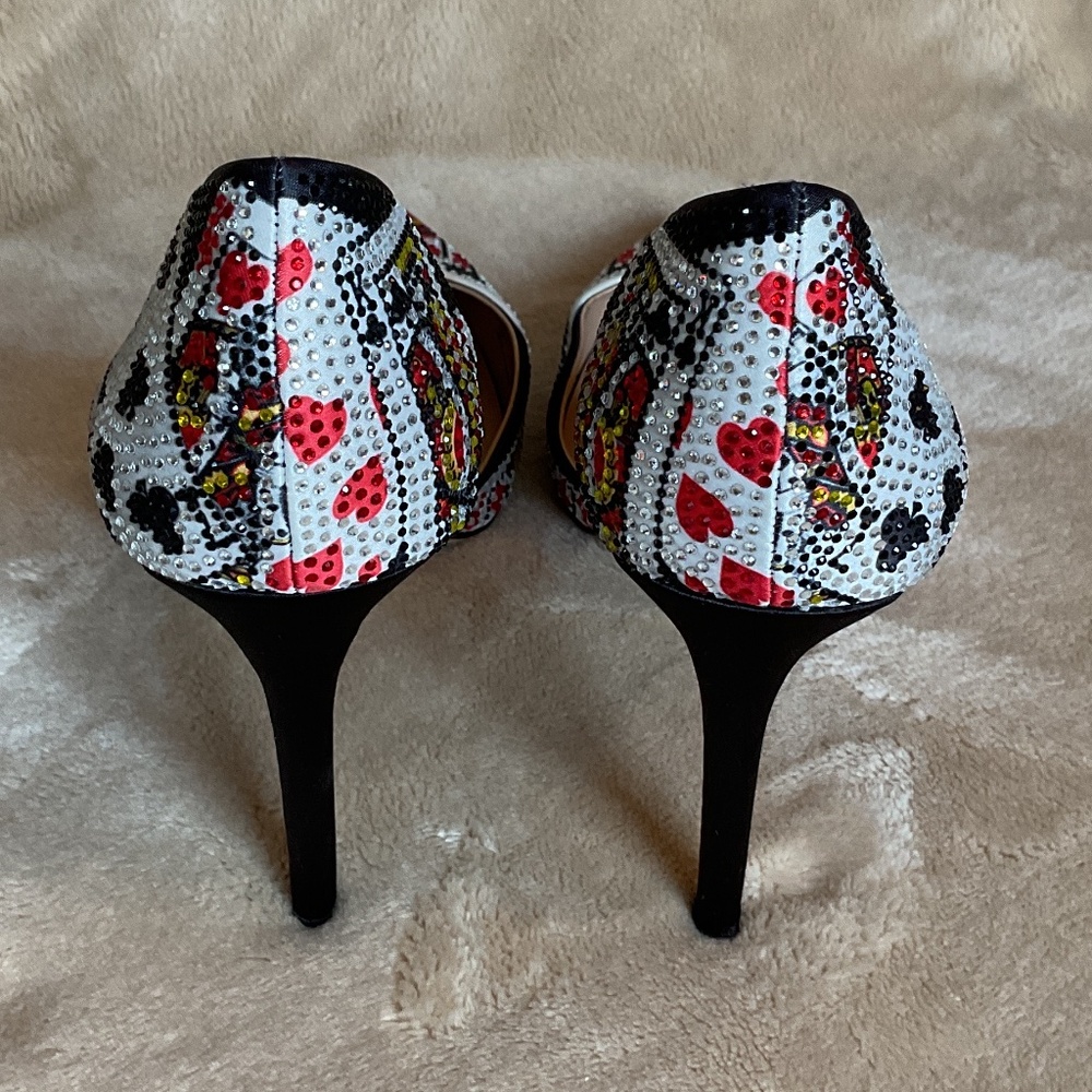 INC International Concepts Kenjay d’Orasy Pumps with playing card embellishment - Picture 4 of 7